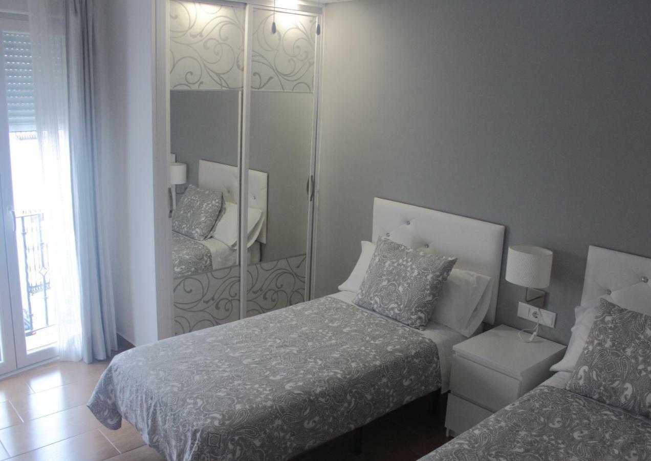 Be Happy Arco Apartment Algodonales Luaran gambar