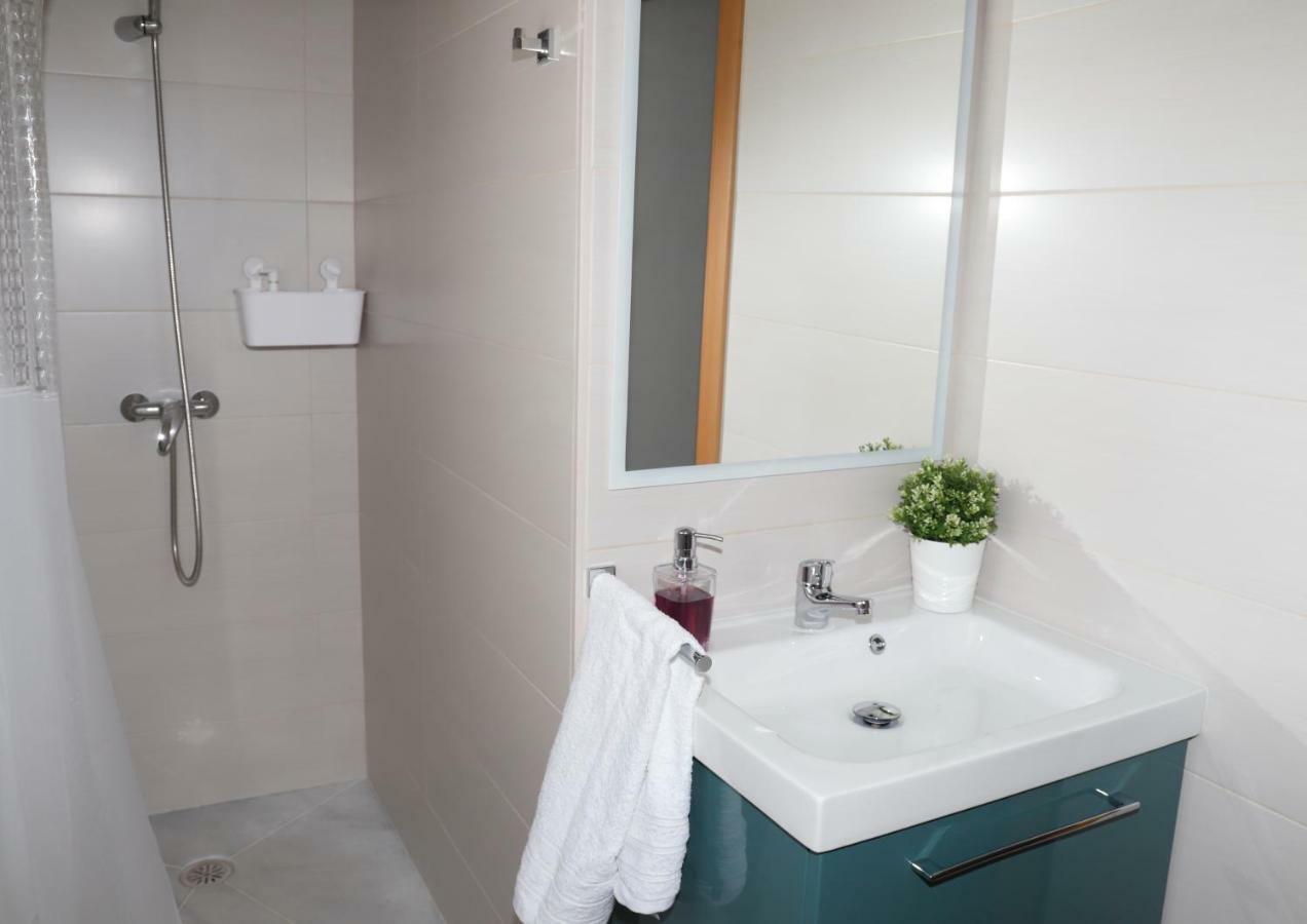 Be Happy Arco Apartment Algodonales Luaran gambar